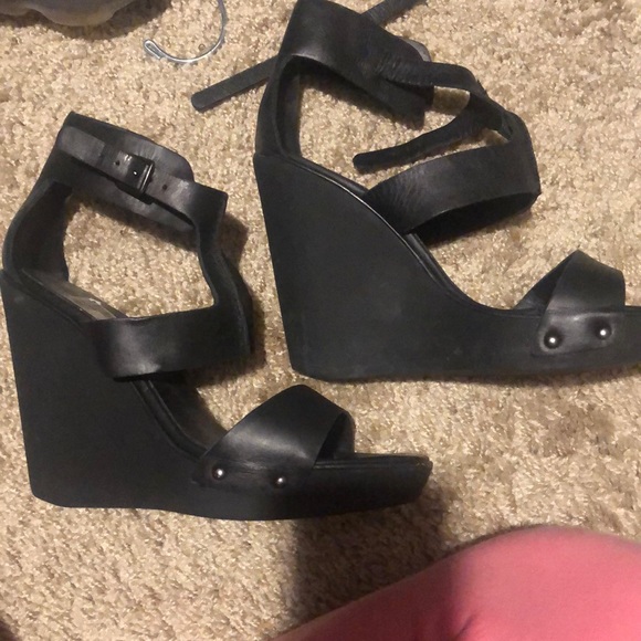 Joes jeans black leather wedge Gladiator sandals - Picture 1 of 3